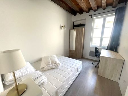 Location Appartement 4 pièces 66m² - Photo 3