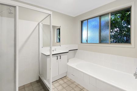 2 BEDROOM UNIT IN SUNRISE - Photo 5