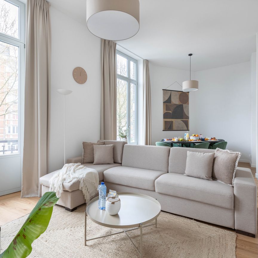 Flat - for rent - Photo 1