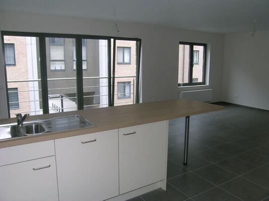 Modern appartement met 2 slpks in centrum Tienen - Photo 1