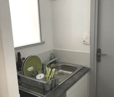 Location Appartement 2 pièces 22m² LILLE 59800 - Photo 5