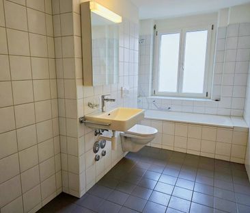 2.5 Zimmer, 77 m², 3. Stock - Photo 6