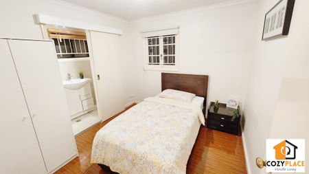 Red Hill - Photo 2