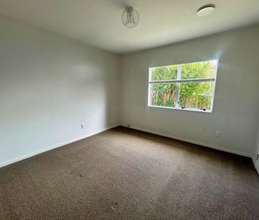 Well-presented 3-bedroom unit in New Lynn - Photo 4