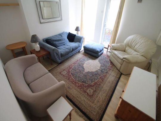 4 bedroom house to rent - Photo 1