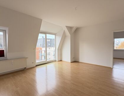 Helle Zweiraumwohnung mit Einbauküche in Zwickau - Foto 1