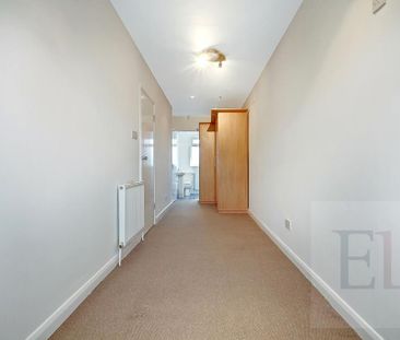 5 bedroom semi-detached house to rent - Photo 6