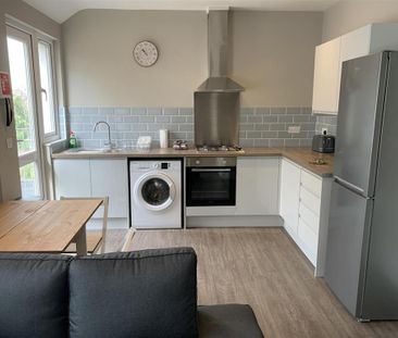 2 bedroom apartment to rent - Photo 6