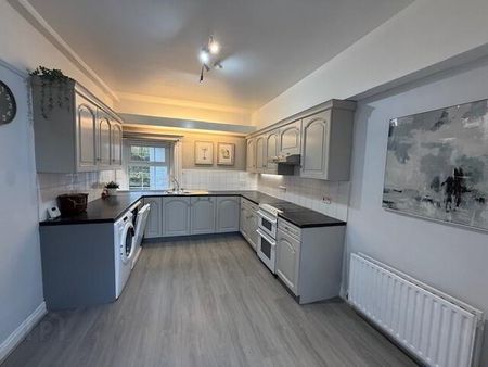 7 Hollymount Court, Belfast, BT10 0HA - Photo 5