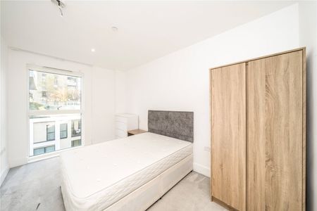 Pegler Square, Kidbrooke Village, London, SE3 9GW - Photo 3