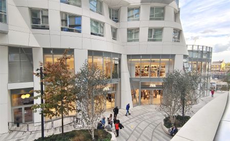 Prospect Way, London - Photo 5