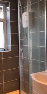 Nascot Place - Photo 4