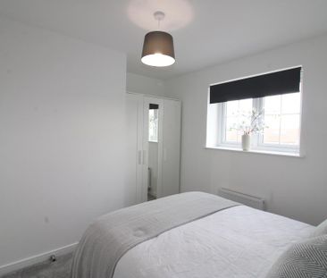 2 bedroom flat to rent - Photo 5