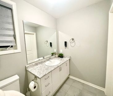 For Lease - 96 Deer Ridge Trail, Caledon, Ontario - Photo 2