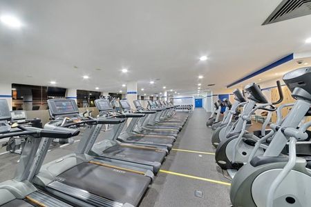 FURNISHED A SPACIOUS 3-BEDROOM APARTMENT IN WATERLOO! - Photo 5