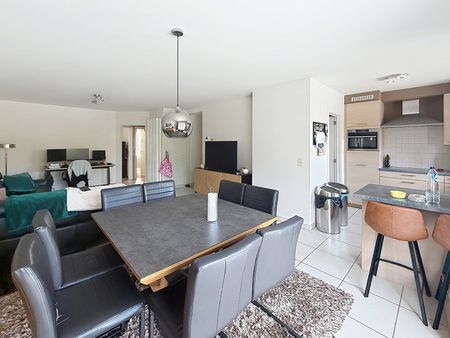 Appartement met 2 kamers en garage centrum Groot-Bijgaarden - Photo 2