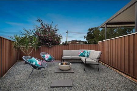 TASTEFULLY RENOVATED HOME IN PEACEFUL LOCATION - Photo 5