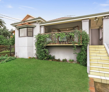 18 Vernon Avenue, Eastlakes NSW 2018 - House For Rent | Domain - Photo 3