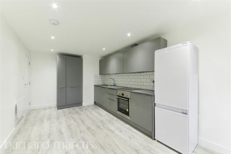 Spencer Road - Photo 3