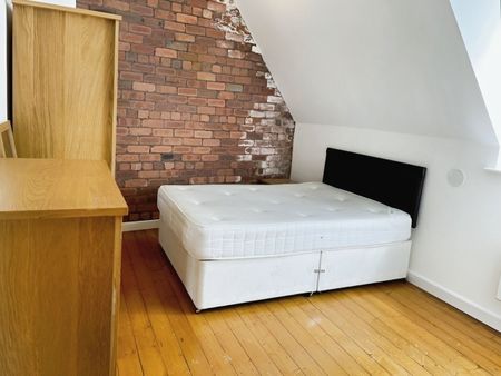 3 bedroom apartment to rent - Photo 5