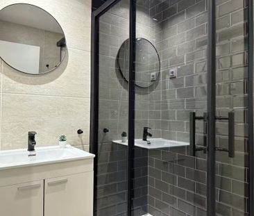 Calle Sahagún, Alcorcón, Community of Madrid 28925 - Photo 1