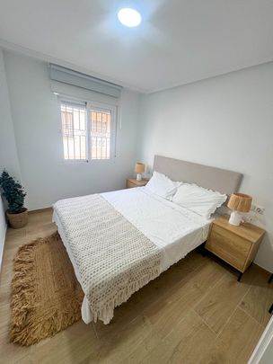 Piso de alquiler en Argonautas, Aguas Nuevas - Photo 1