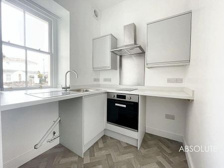 1 bedroom ground floor flat to rent - Photo 4