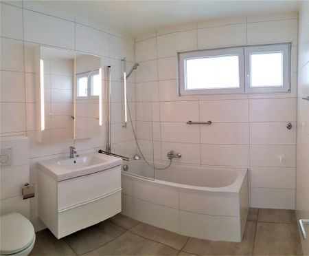 3.5 Zimmer, 87 m², 2. Stock - Photo 2