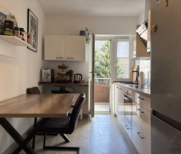 Helle, schöne 2-Zimmer Wohnung mit Balkon im 3. OG in MA-Schwetzing... - Photo 1