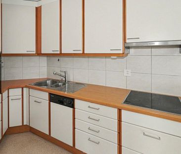 Helle, modernisierte 3.5-Zimmerwohnung in Reinach - Foto 3