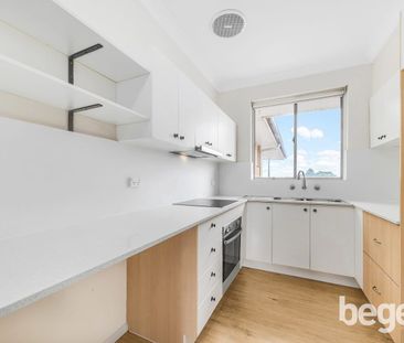 IMMACULATE WITH SUNNY LEAFY OUTLOOK IN CONVENIENT SETTING CLOSE TO ... - Photo 1