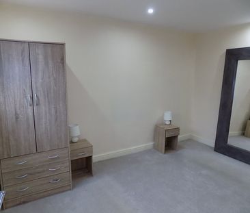 The Channel - Photo 3