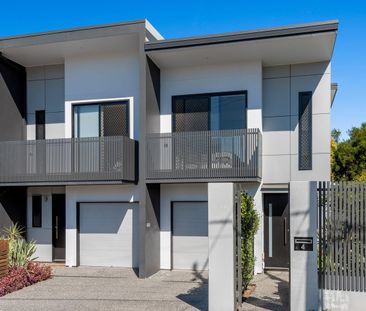 3/8 Murchison Street, Carina, Qld 4152 - Photo 3