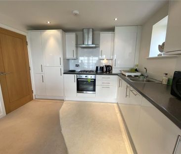 2 bedroom apartment to rent - Photo 5