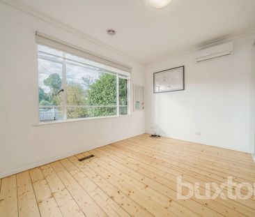 CHARACTER AND CHARM WITH MODERN STYLE - Photo 1