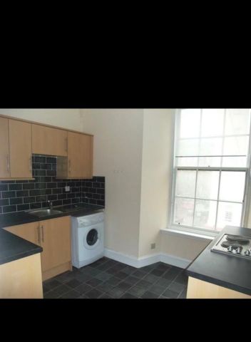 4 Bed Flat, Sauchiehall St, G2 - Photo 3