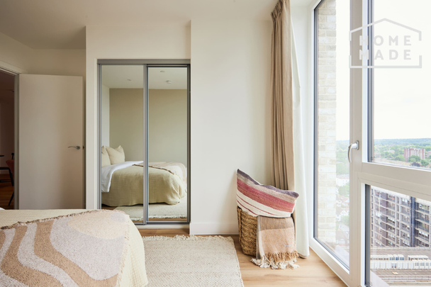 3 bedroom flat to rent - Photo 1