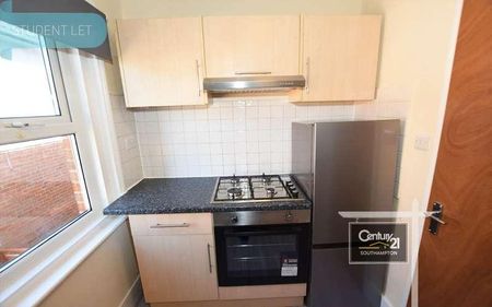 |ref: |, Lodge Road, Southampton, SO14 - Photo 2