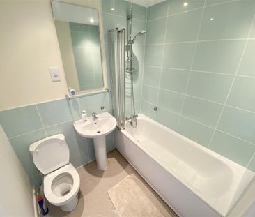 Avenel Way, Poole - Photo 6