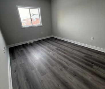 42 PATRICK DRIVE - Photo 4