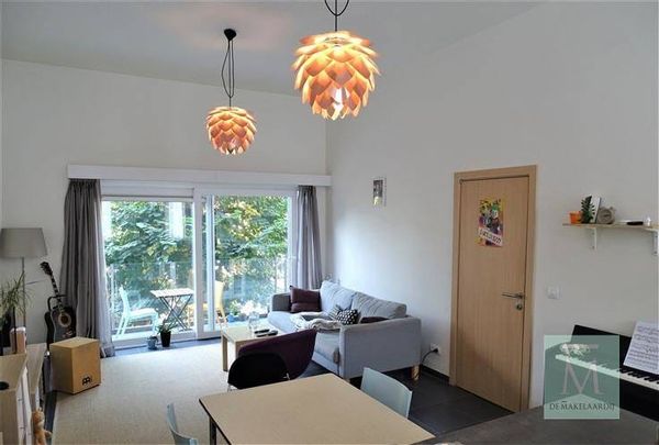 Appartement te huur - Photo 1