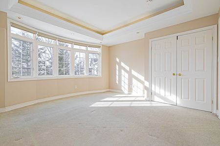 For Lease - 520 Silken Laumann Drive Unit# 2, Newmarket, Ontario - Photo 5