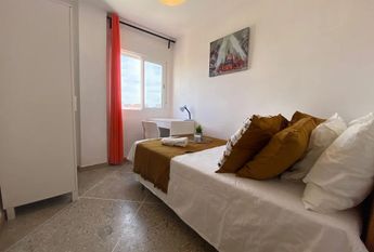 Carrer de Ramiro de Maeztu, Valencia, Valencian Community 46022