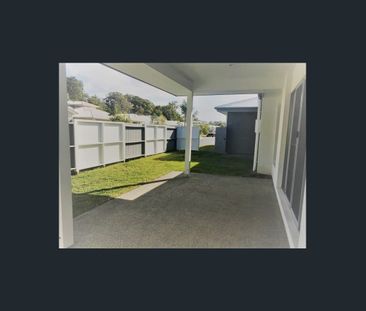 Modern Family Living in the Heart of Peregian Springs! - Photo 4