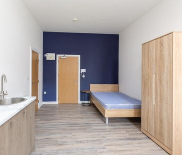 Studio to rent - Photo 2