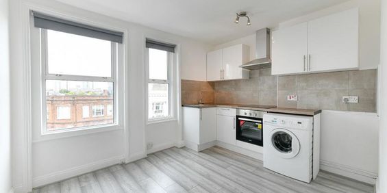 2 bedroom flat to rent - Photo 3