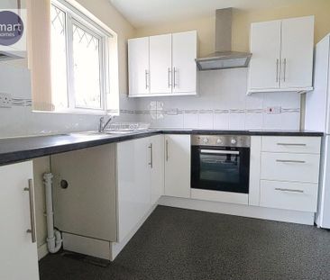 2 bedroom semi-detached bungalow to rent - Photo 2