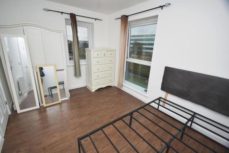 3 bedroom apartment to rent - Photo 5