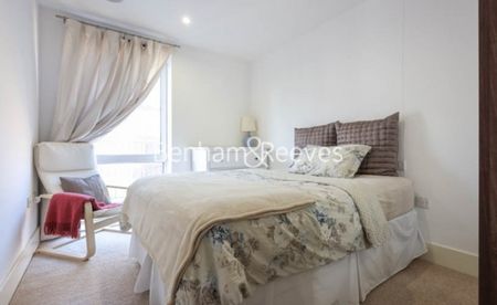 1 Bedroom flat to rent in Major Draper Street, Royal Arsenal Riverside, SE18 - Photo 4