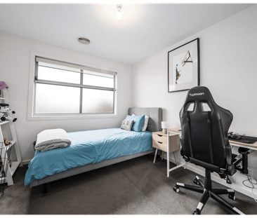 1-19 Messina Crescent, Point Cook, Vic 3030 - Photo 2 | Rentumo